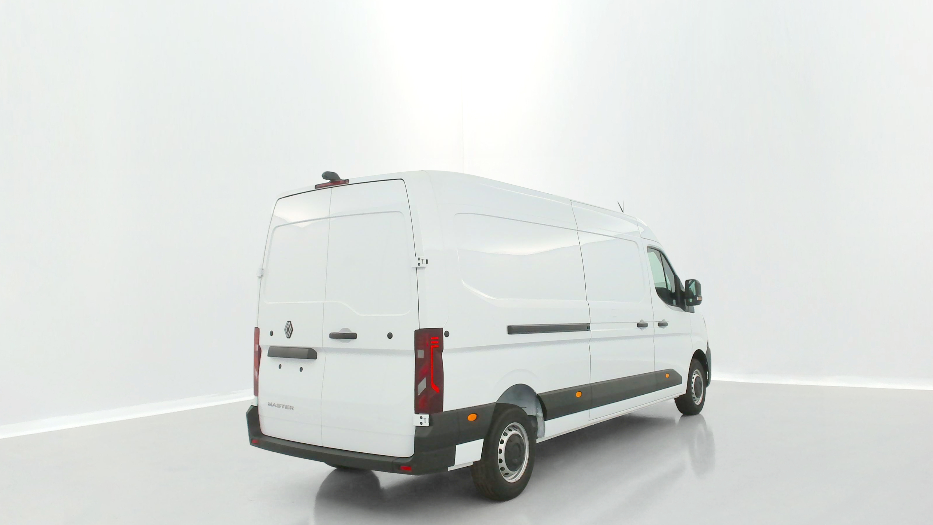 RENAULT MASTER VAN L3H2 3T5 2.0 BluedCi 150ch Advance
