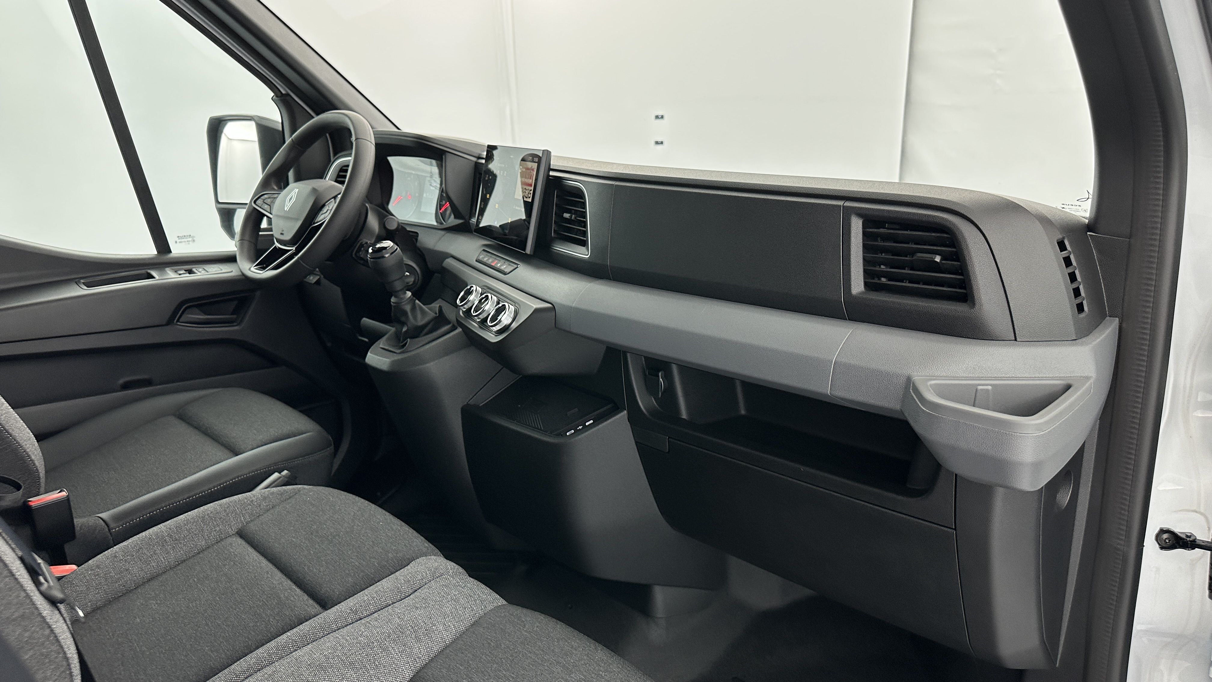 RENAULT MASTER VAN L3H2 3T5 2.0 BluedCi 150ch Advance