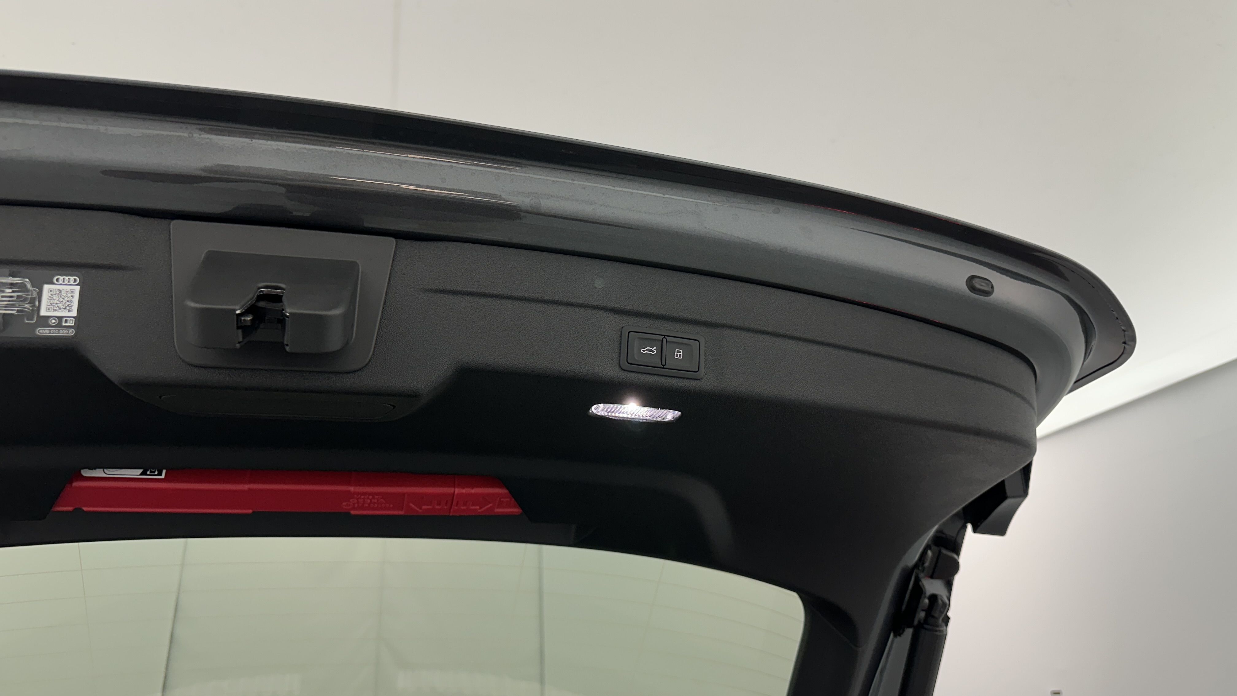 AUDI A5 AVANT III 2.0 TDI Hybride 204ch S line S tronic 7