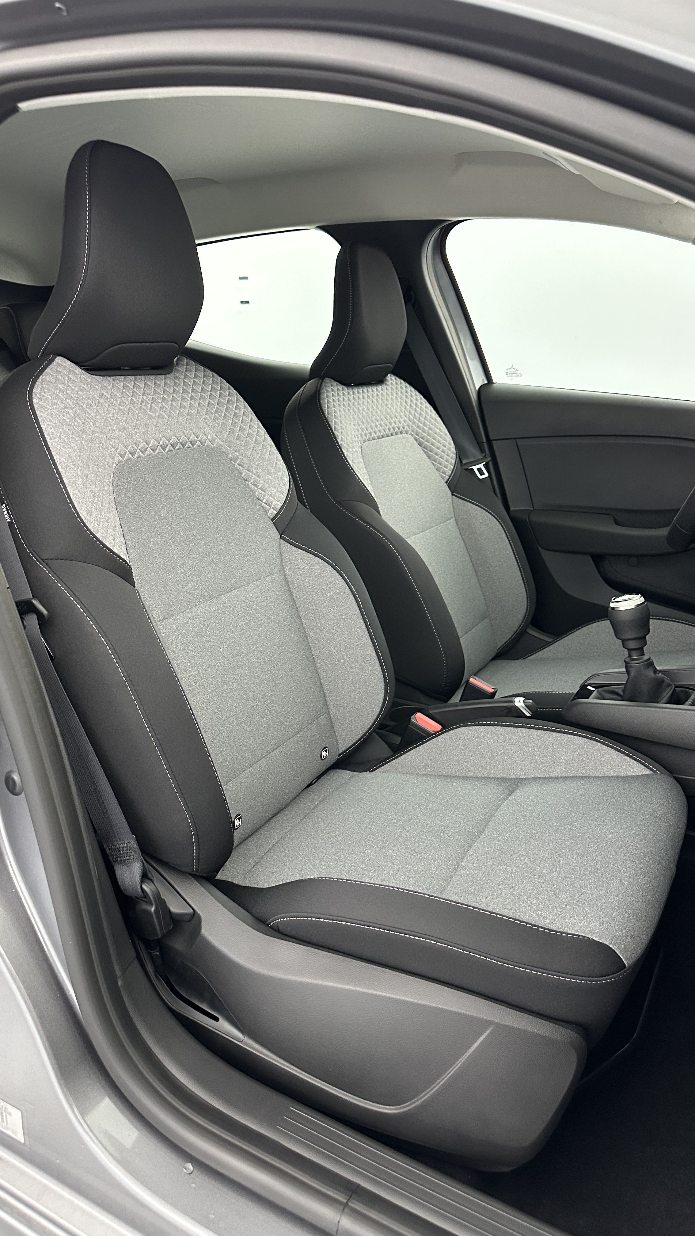 RENAULT CLIO V(2) 1.5 Blue dCi 100ch Evolution