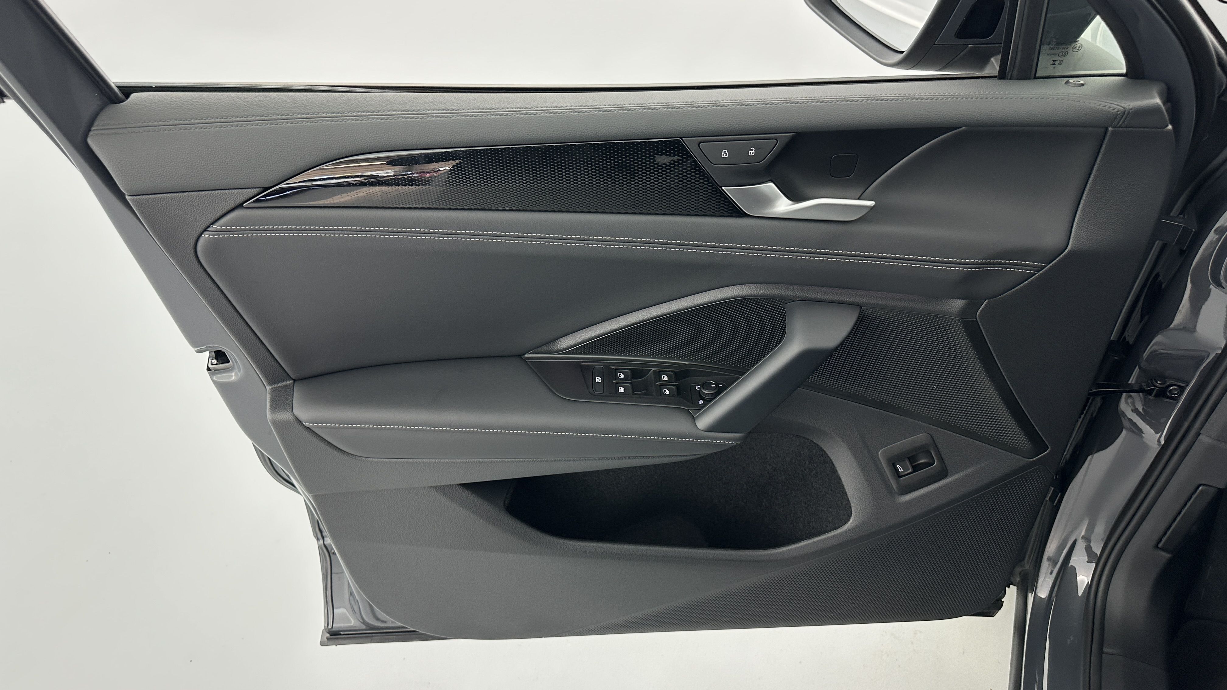 VOLKSWAGEN TIGUAN III 1.5 eTSI 150ch Life Plus DSG7