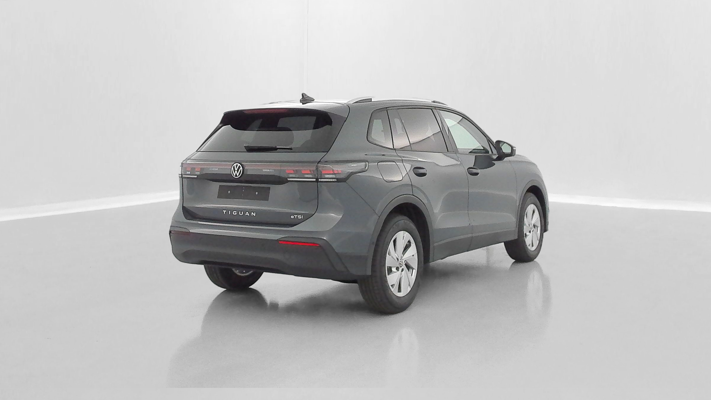 VOLKSWAGEN TIGUAN III 1.5 eTSI 150ch Life Plus DSG7
