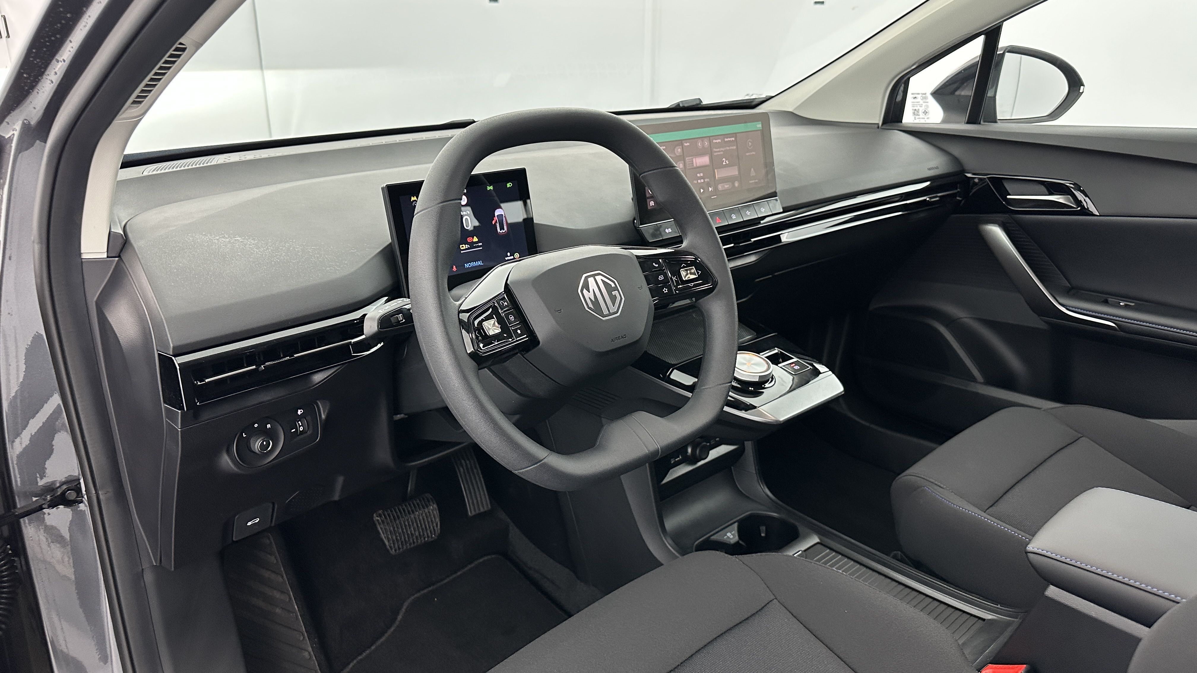 MG MG4 Electric 51kWh - 125 kW 2WD Standard