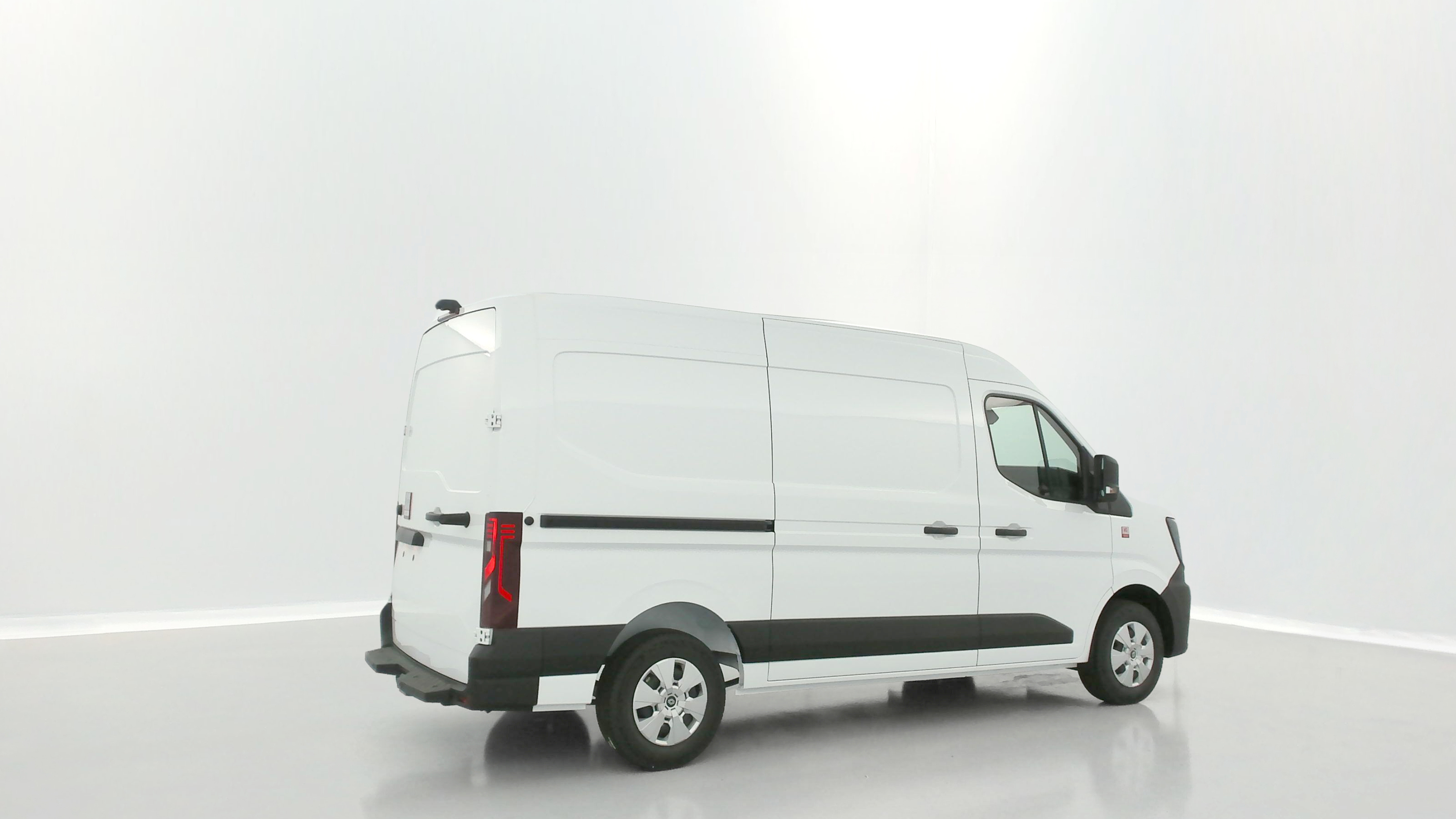 RENAULT MASTER L2H2 3t5 2.0 dCi 150ch RED Edition