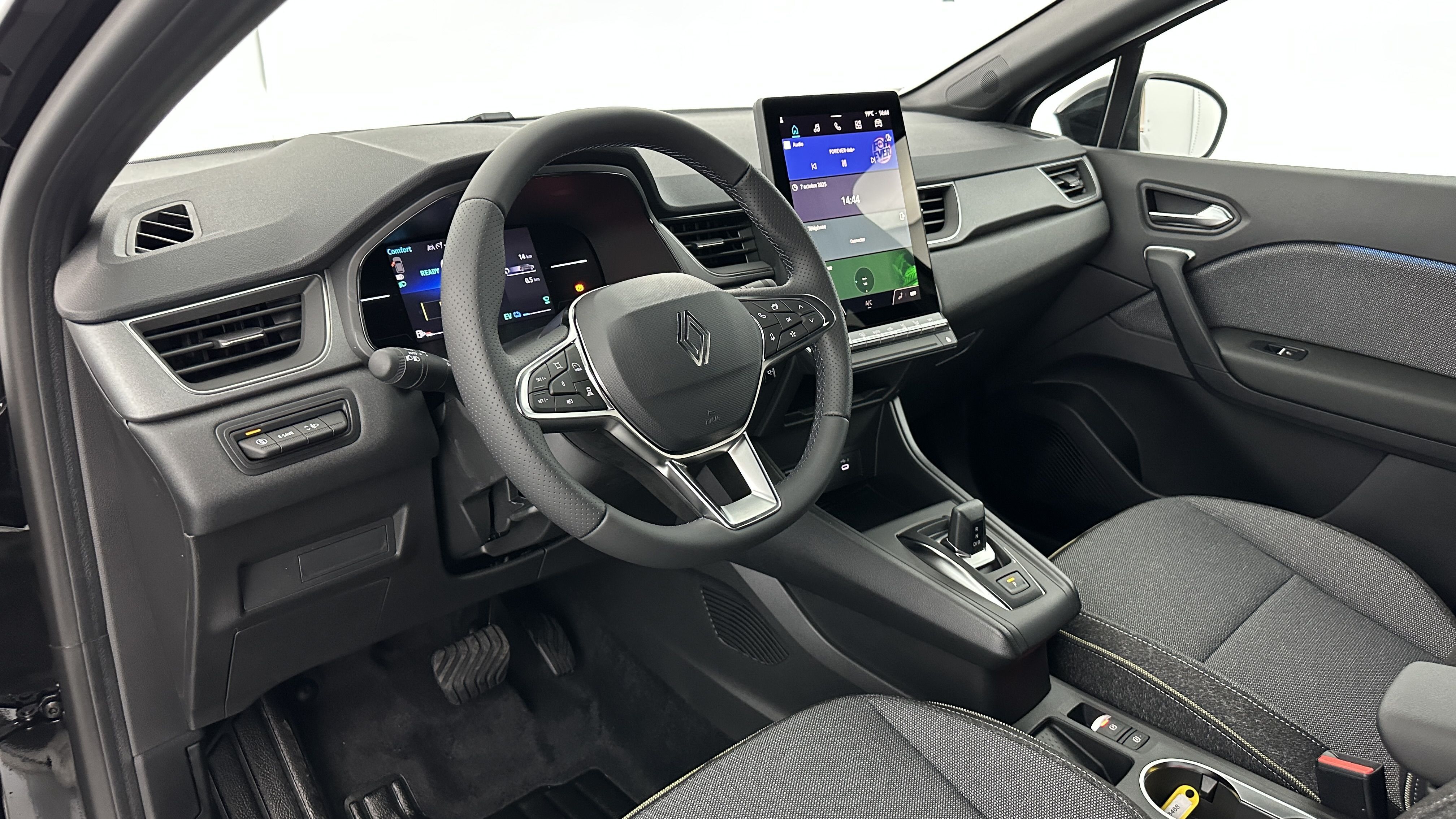 RENAULT CAPTUR II 1.8 E-Tech full hybrid 160ch Techno