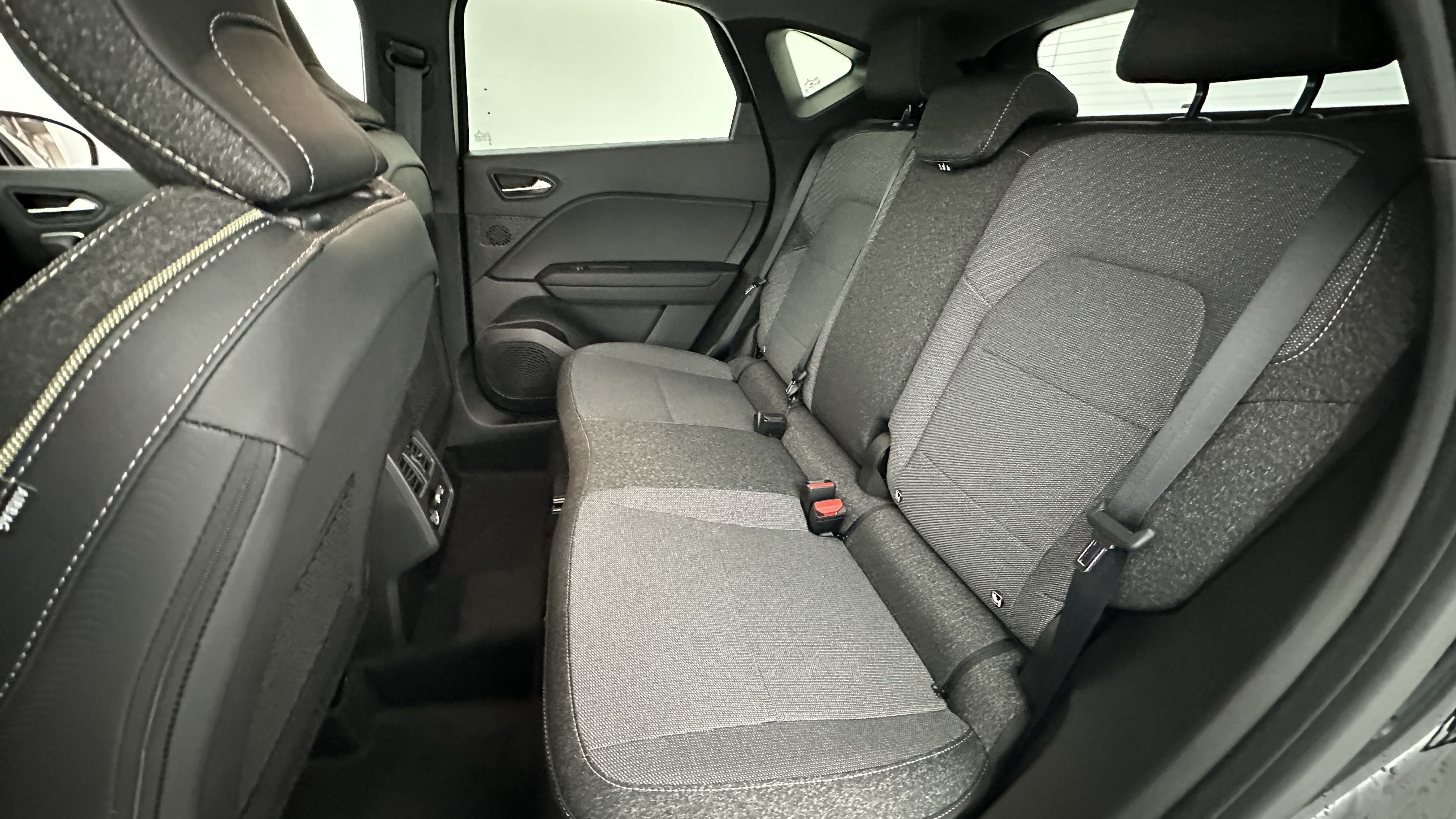 RENAULT CAPTUR II 1.8 E-Tech full hybrid 160ch Techno