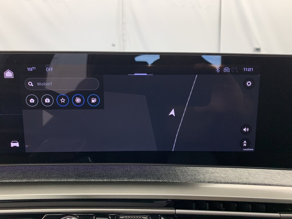 PEUGEOT 3008 Hybrid 145 e-DCS6 GT