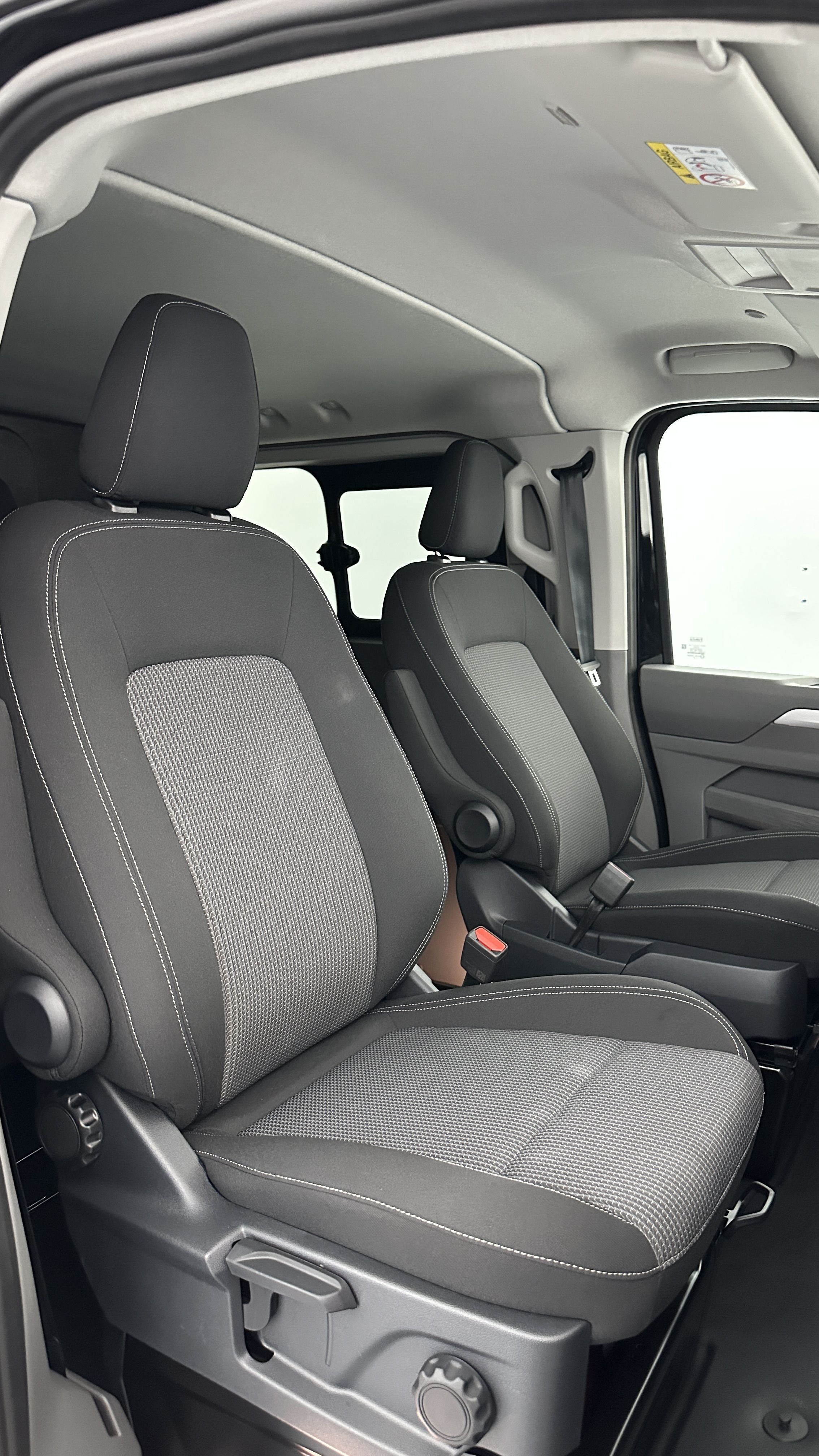 VOLKSWAGEN TRANSPORTER PROCAB T7 L1H1 2.0 TDI 170ch Business BVA8