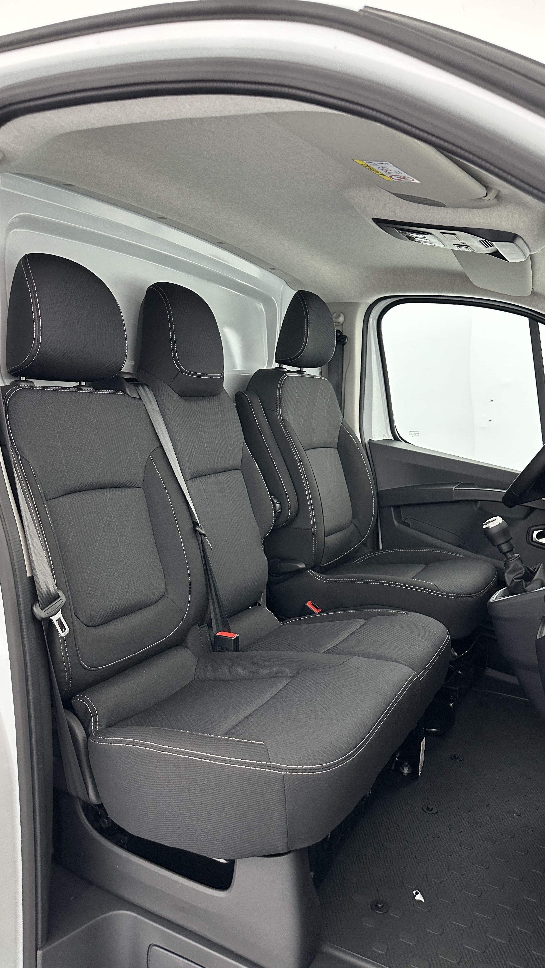 RENAULT TRAFIC III (3) L2H1 3000 2.0 Blue dCi 150ch Extra