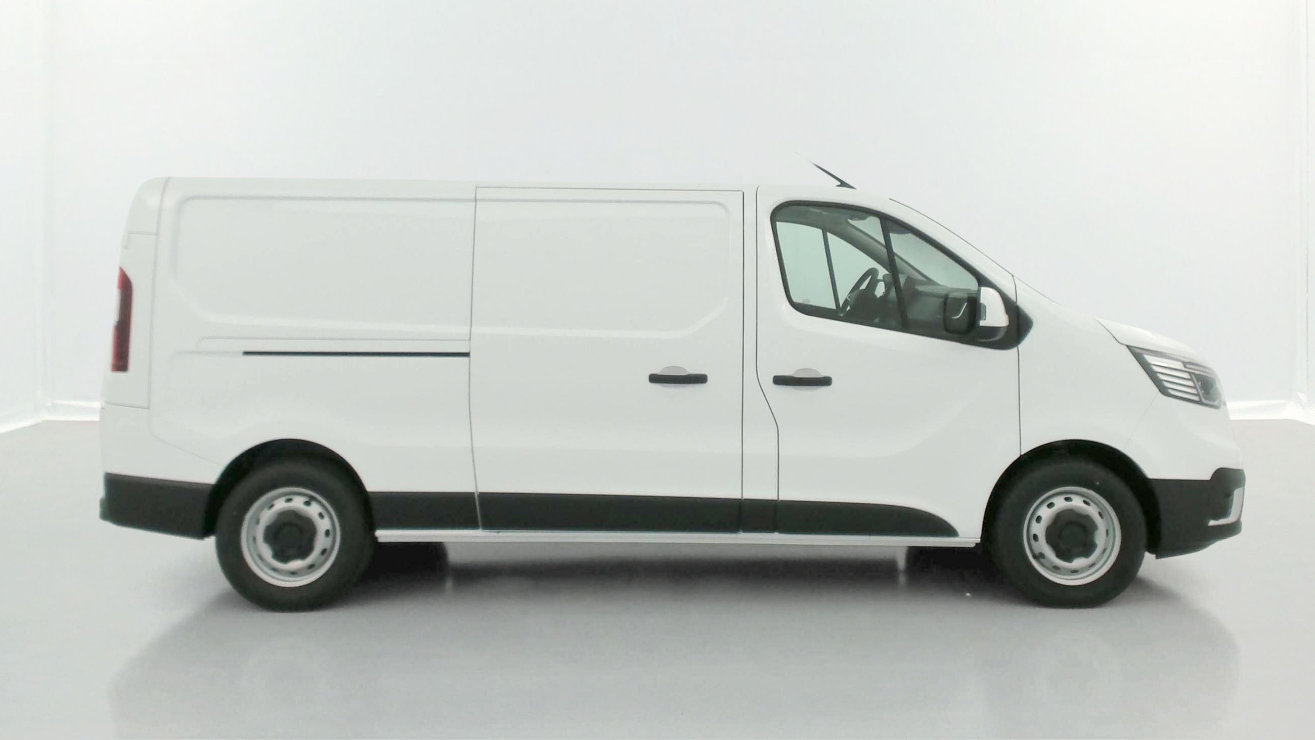 RENAULT TRAFIC III (3) L2H1 3000 2.0 Blue dCi 150ch Extra