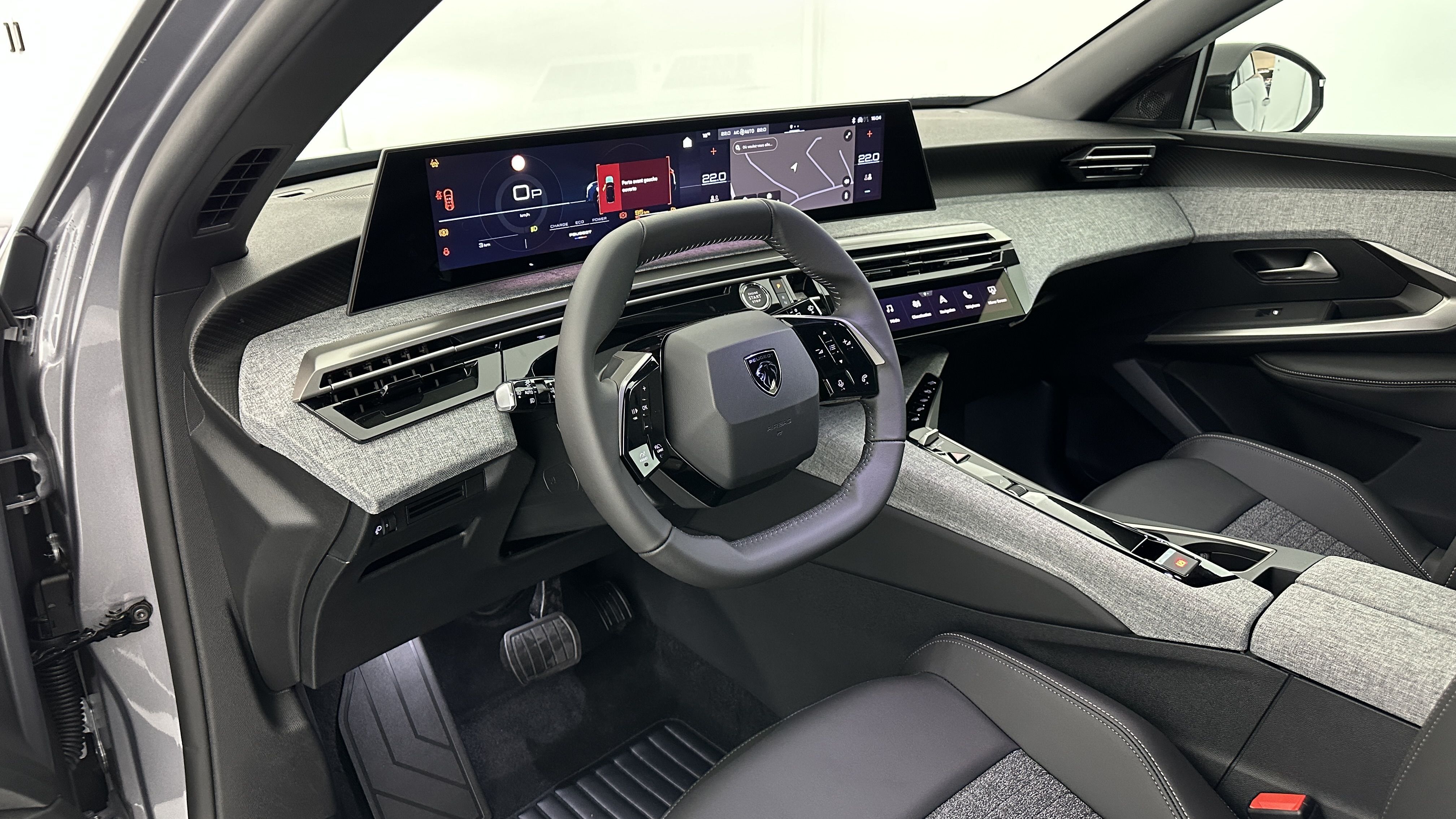 PEUGEOT 5008 1.2 Hybrid 145ch Allure e-DCS6
