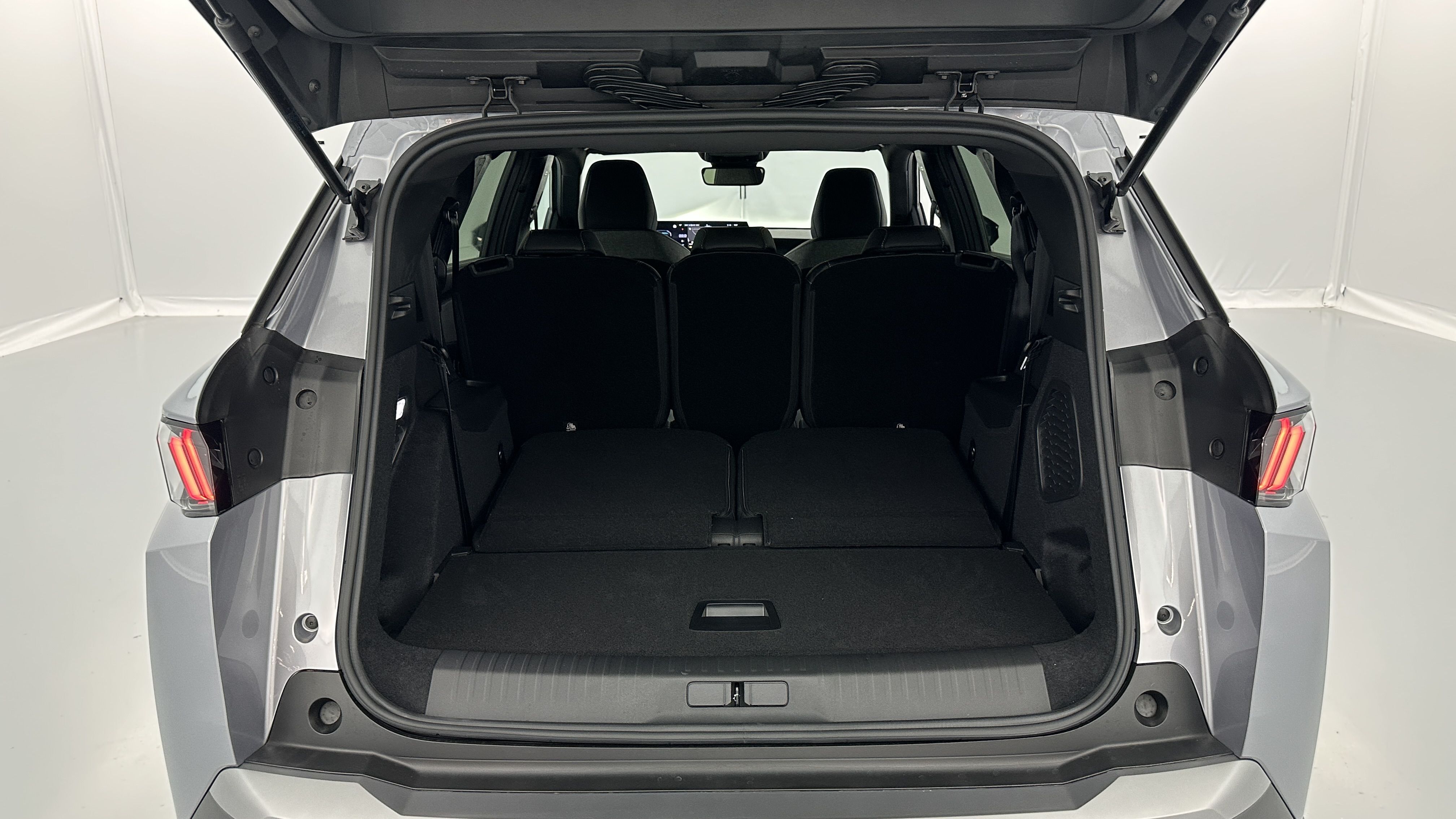 PEUGEOT 5008 1.2 Hybrid 145ch Allure e-DCS6