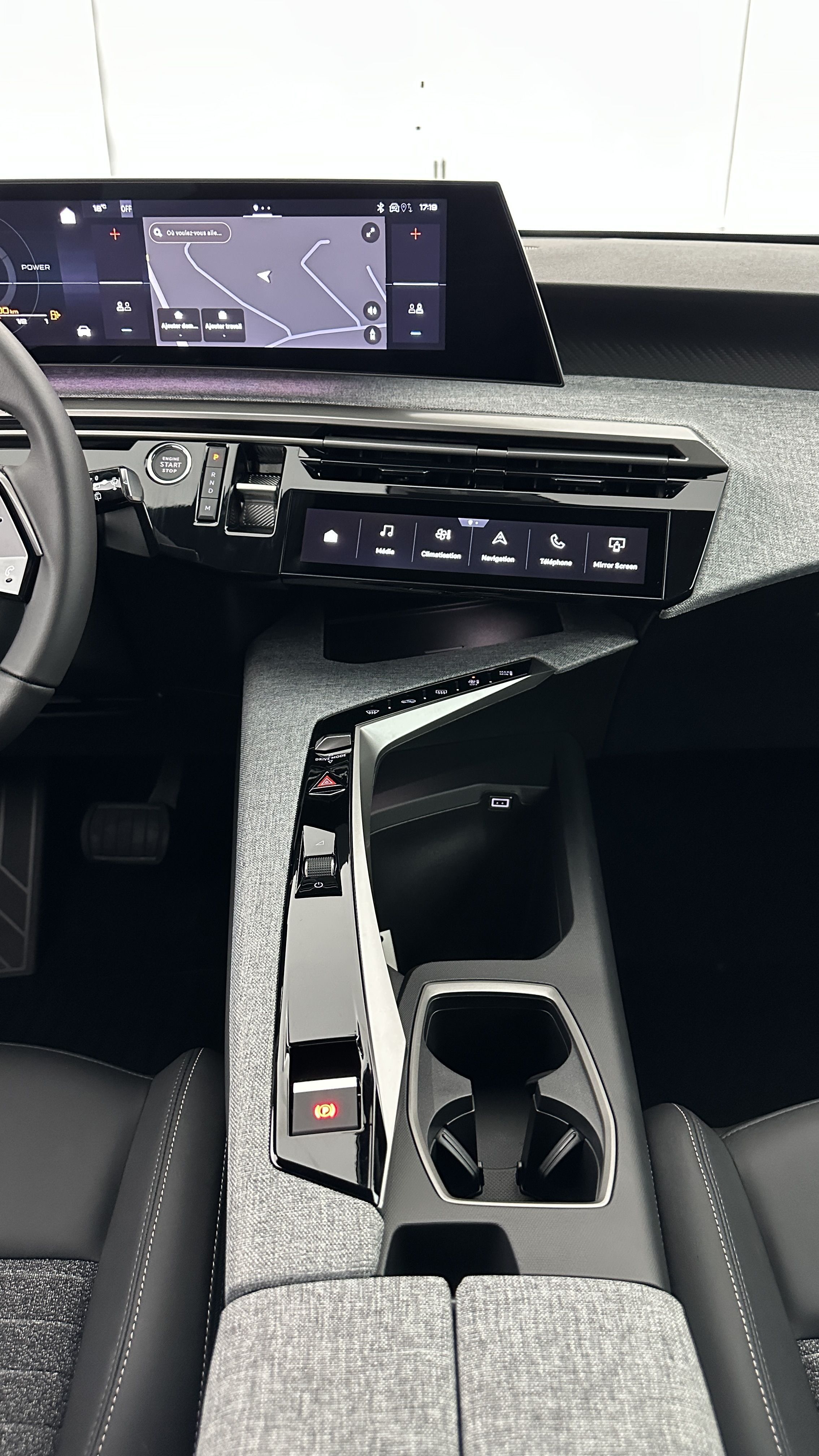 PEUGEOT 5008 1.2 Hybrid 145ch Allure e-DCS6