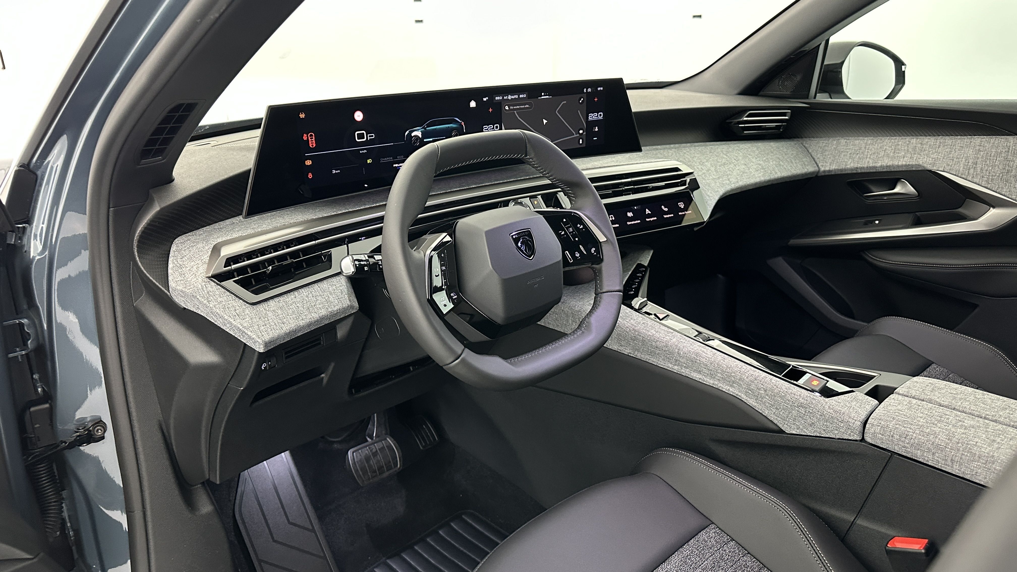 PEUGEOT 5008 1.2 Hybrid 145ch Allure e-DCS6