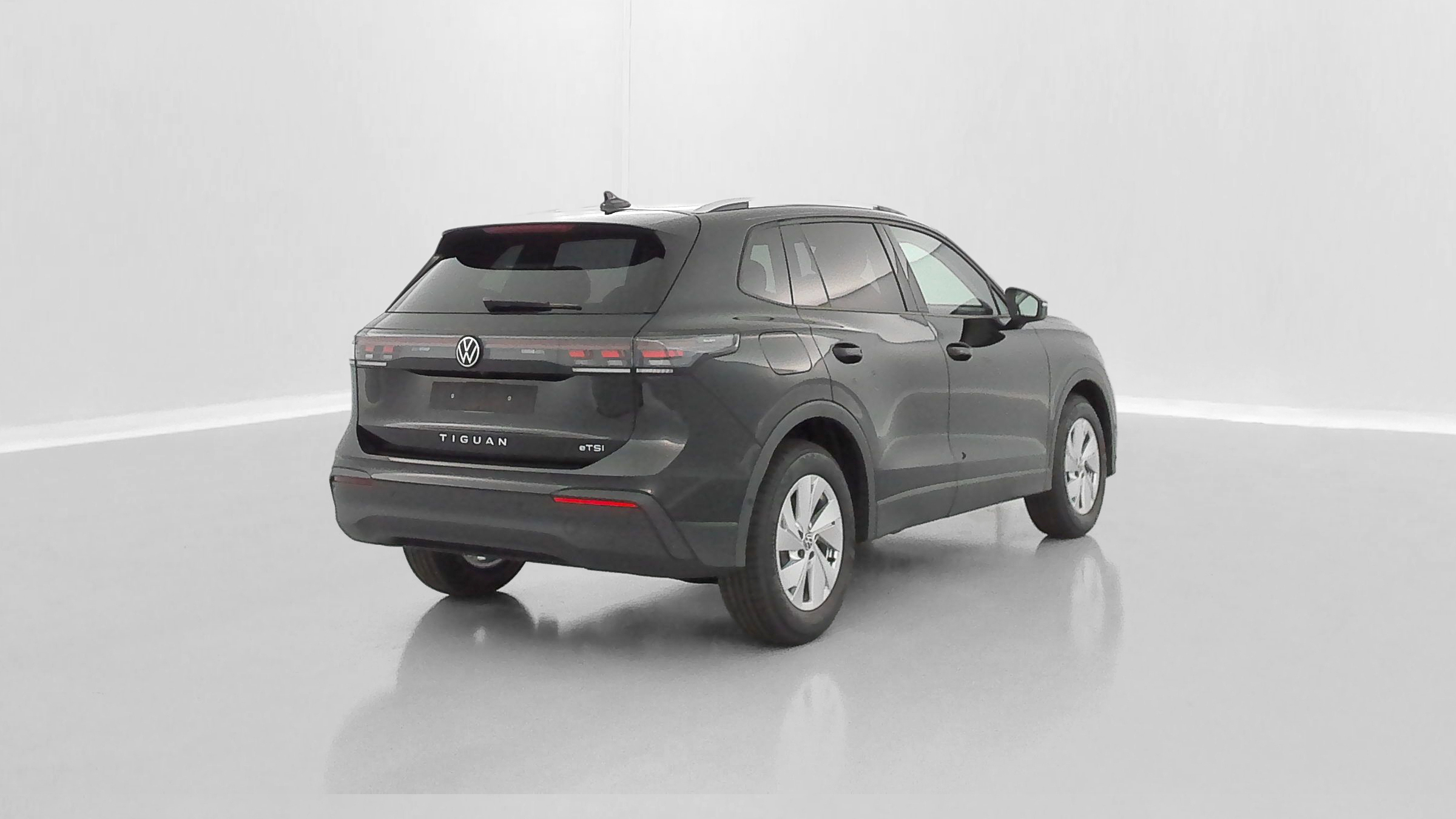 VOLKSWAGEN TIGUAN III 1.5 eTSI 150ch Life Plus DSG7