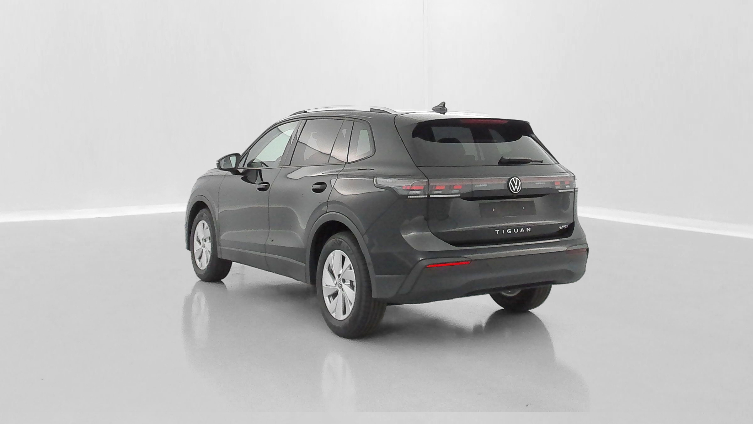 VOLKSWAGEN TIGUAN III 1.5 eTSI 150ch Life Plus DSG7