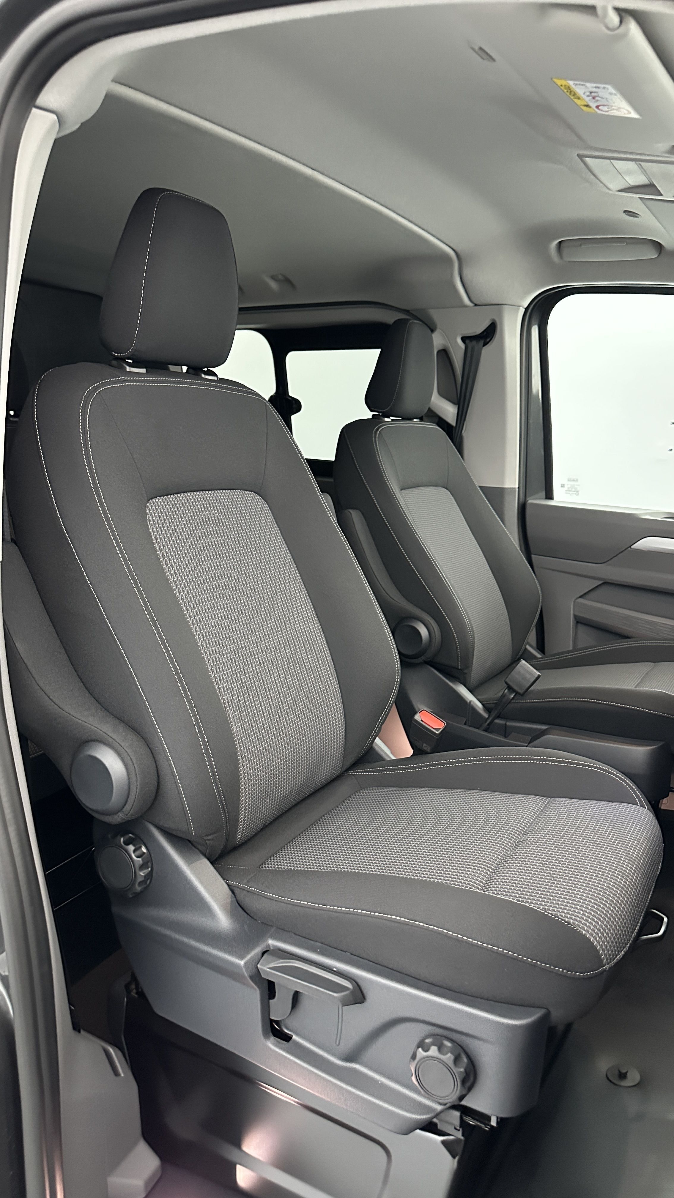 VOLKSWAGEN TRANSPORTER PROCAB T7 L1H1 2.0 TDI 170ch Business BVA8