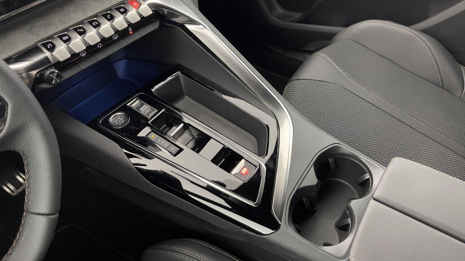 PEUGEOT 5008 III 1.2 Puretech 130ch GT EAT8