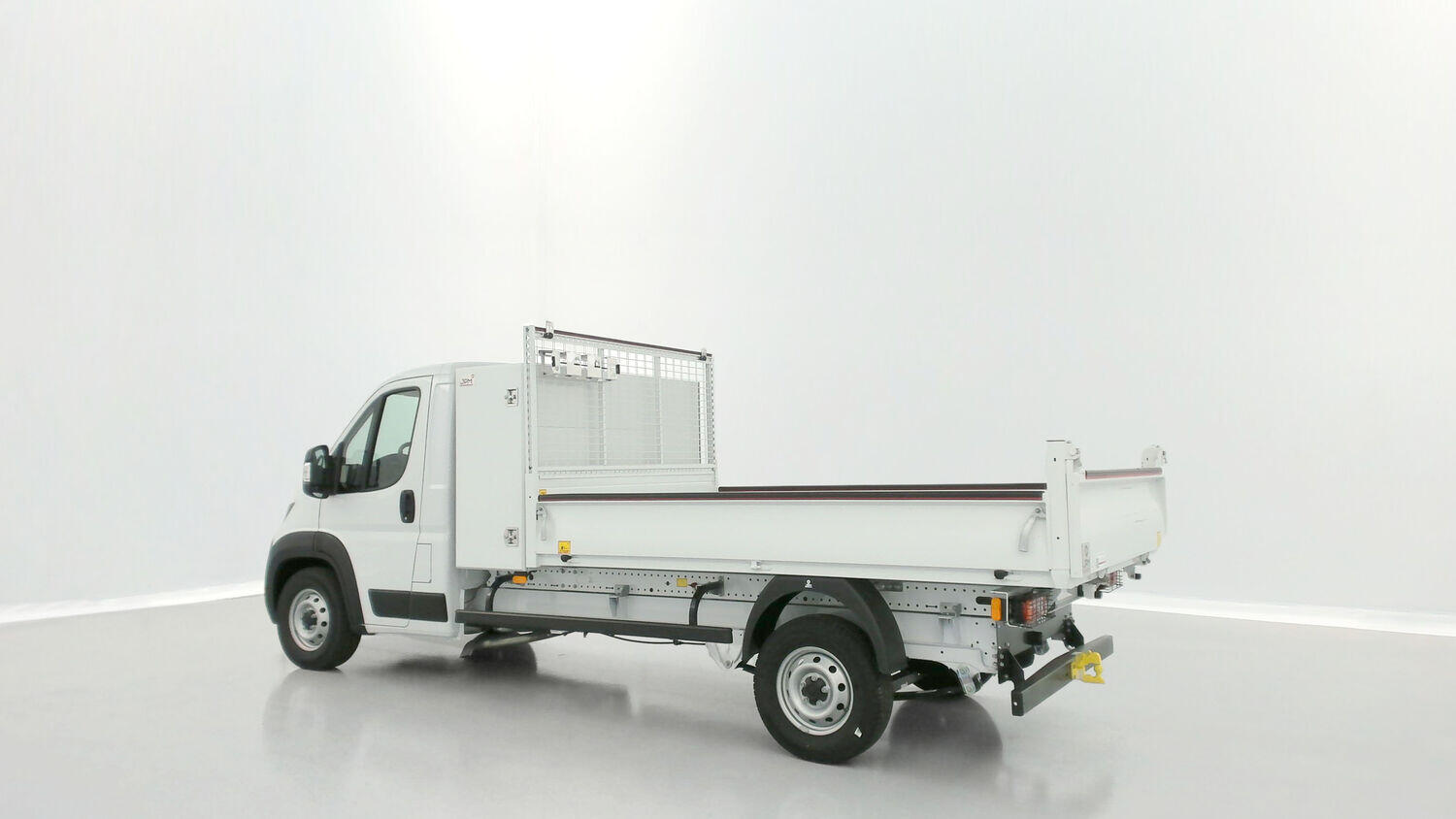 FIAT Ducato cc 3.5 L 2.2 H3-Power 140ch Maxi Benne Acier + Coffre JPM