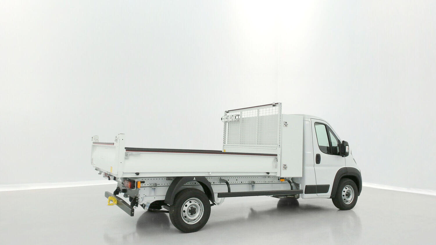 FIAT Ducato cc 3.5 L 2.2 H3-Power 140ch Maxi Benne Acier + Coffre JPM