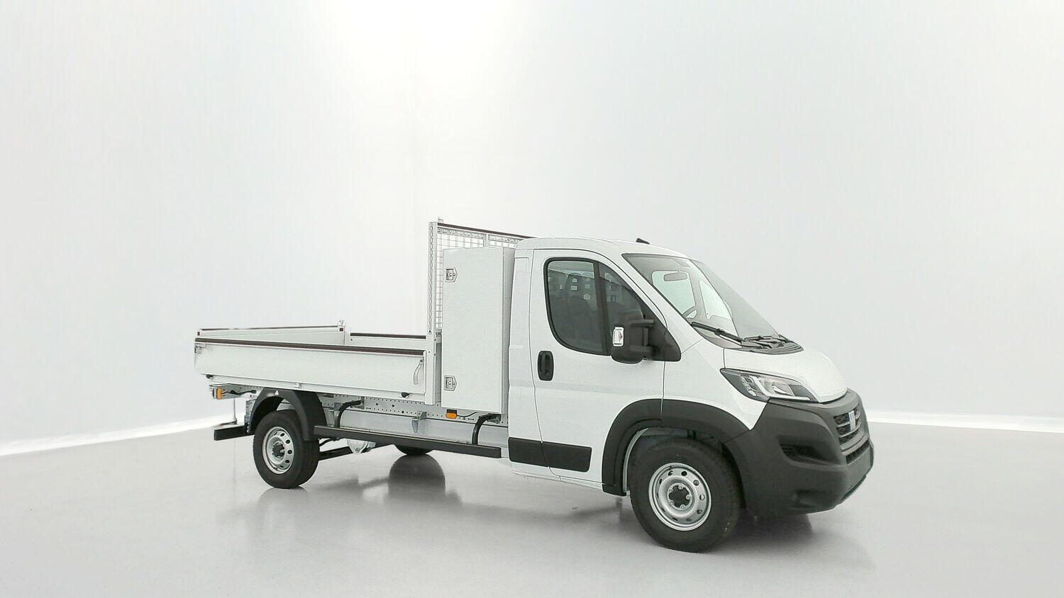 FIAT Ducato cc 3.5 L 2.2 H3-Power 140ch Maxi Benne Acier + Coffre JPM