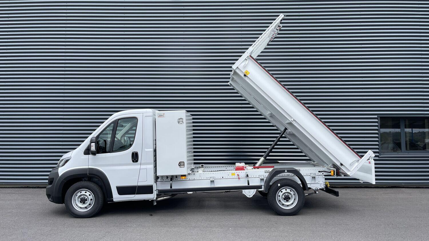 FIAT Ducato cc 3.5 L 2.2 H3-Power 140ch Maxi Benne Acier + Coffre JPM