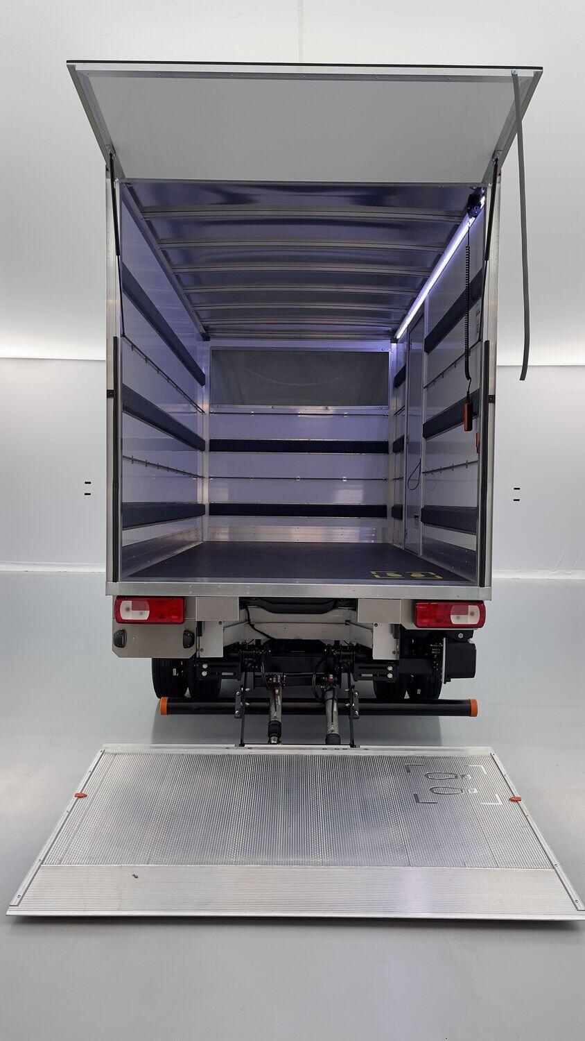 VOLKSWAGEN Crafter cc 35 L4 RJ 2.0 TDI 163ch Business BVA 20m³ Trouillet