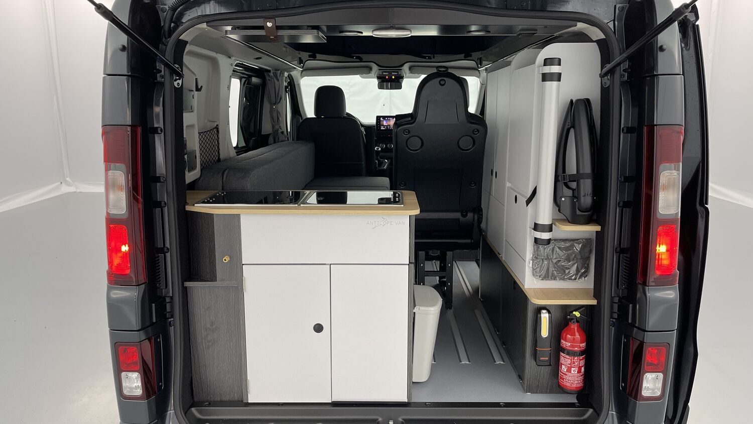 RENAULT TRAFIC Antilope Van III(3) 28 L1H1 2.0 BluedCi 130ch Flex Plus