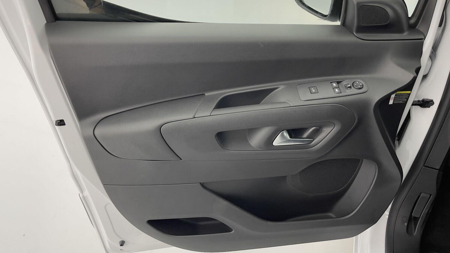 FIAT DOBLO FOURGON III M 650kg BlueHDi 100ch Pack Premium Connect Frigo Lamberet
