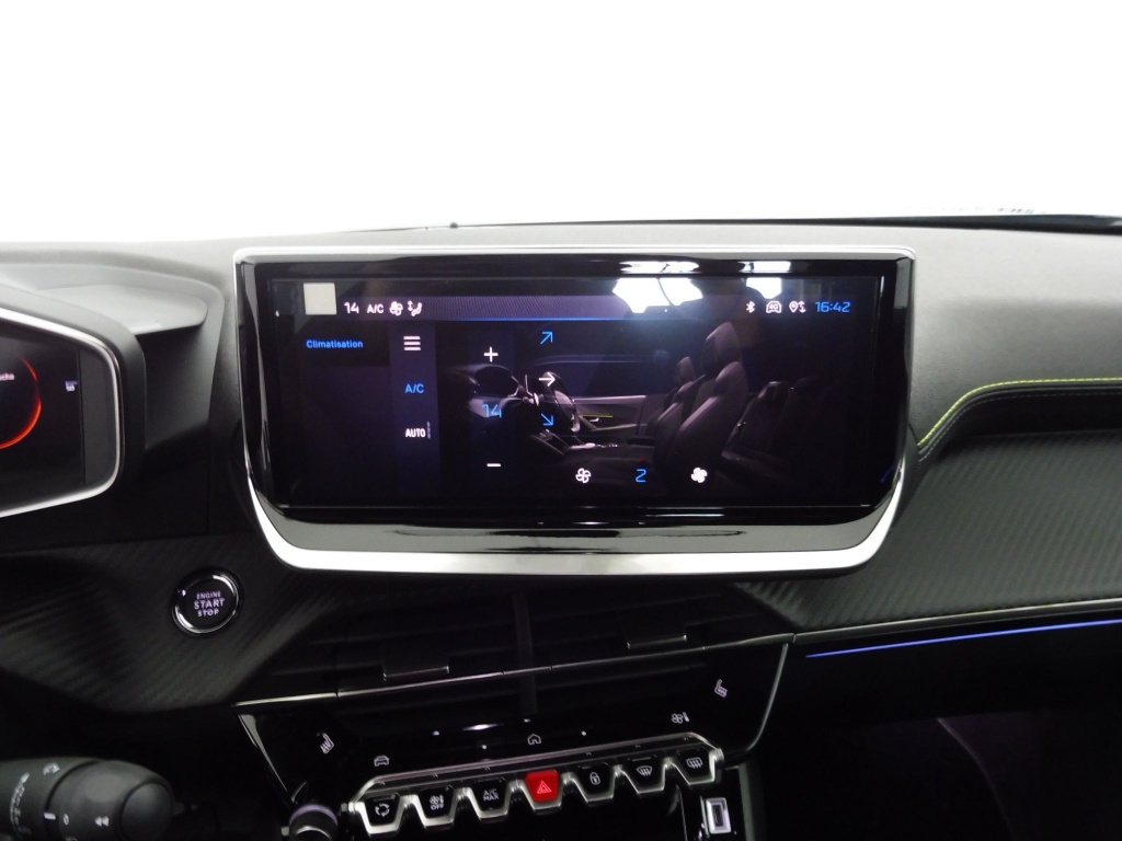 PEUGEOT 2008 1.2 HYBRID 145CH GT E-DCS6