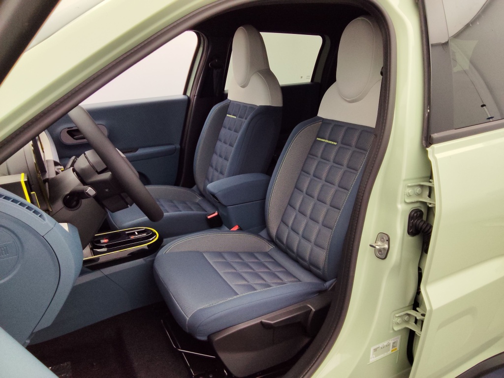 FIAT GRANDE PANDA 1.2 HYBRID 100CH LA PRIMA EDCT6
