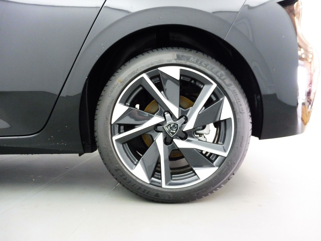 PEUGEOT 308 1.5 BLUEHDI 130CH S&S ALLURE EAT8