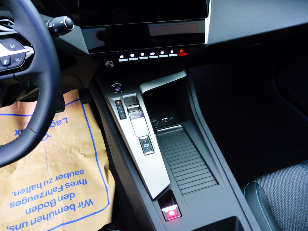 PEUGEOT 308 1.5 BLUEHDI 130CH S&S ALLURE EAT8