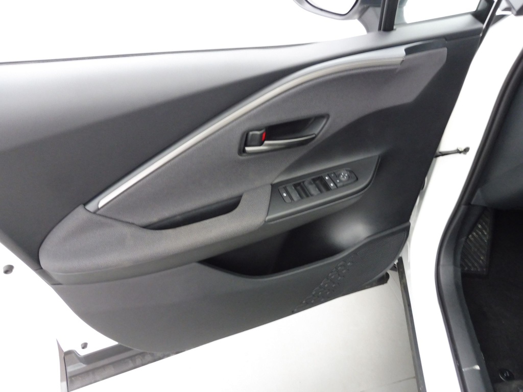 TOYOTA C-HR 1.8 140CH DYNAMIC NG23