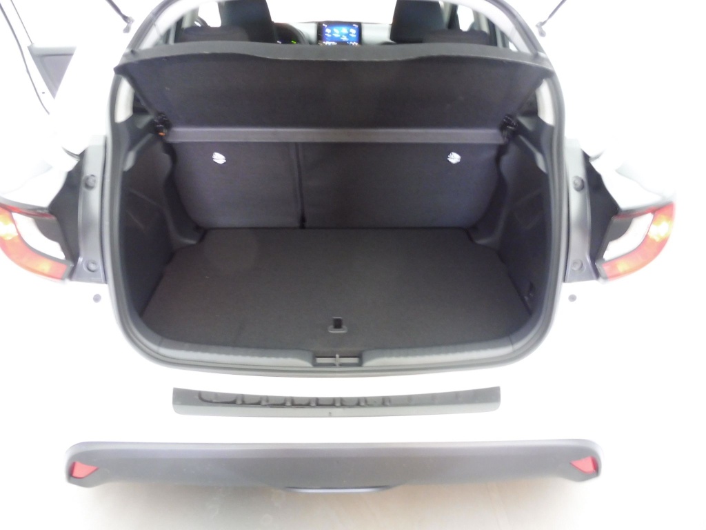 TOYOTA YARIS 116H DYNAMIC 5P MC24