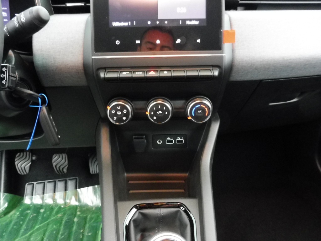 RENAULT CLIO 1.5 DCI 100CH EVOLUTION - 25 + Caméra de recul