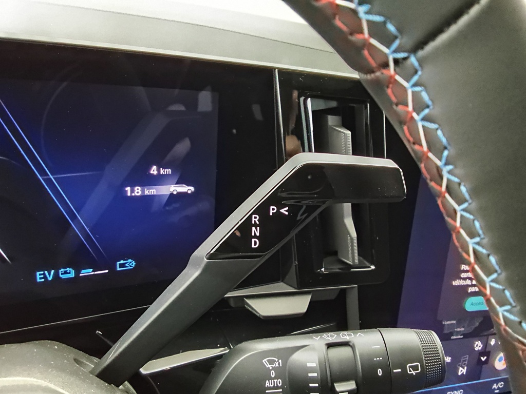 RENAULT ESPACE 1.2 E-TECH FULL HYBRID 200CH ESPRIT ALPINE 7 PLACES + PACK PARKING 360 + TOIT PANORAMIQUE