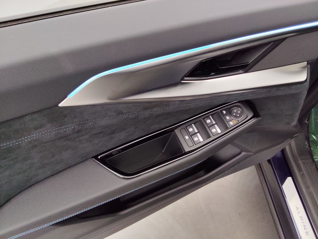 RENAULT ESPACE 1.2 E-TECH FULL HYBRID 200CH ESPRIT ALPINE 7 PLACES + PACK PARKING 360 + TOIT PANORAMIQUE