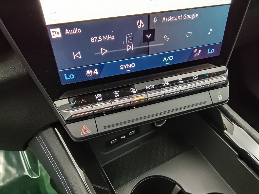 RENAULT ESPACE 1.2 E-TECH FULL HYBRID 200CH ESPRIT ALPINE 7 PLACES - 25