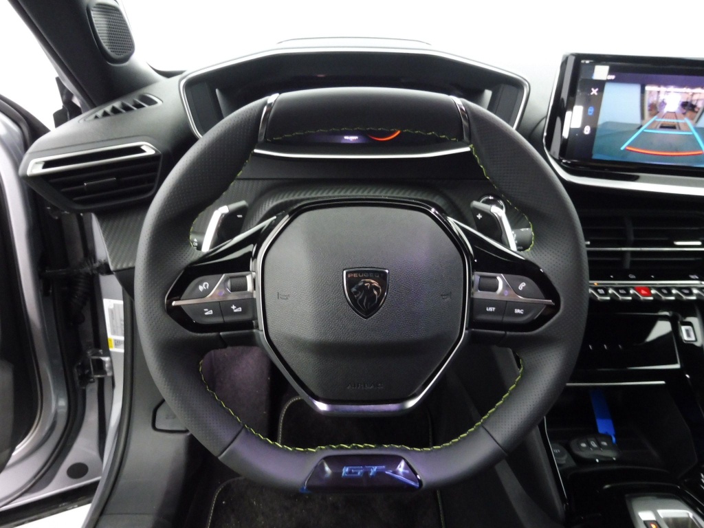 PEUGEOT 2008 1.2 HYBRID 136CH GT E-DCS6