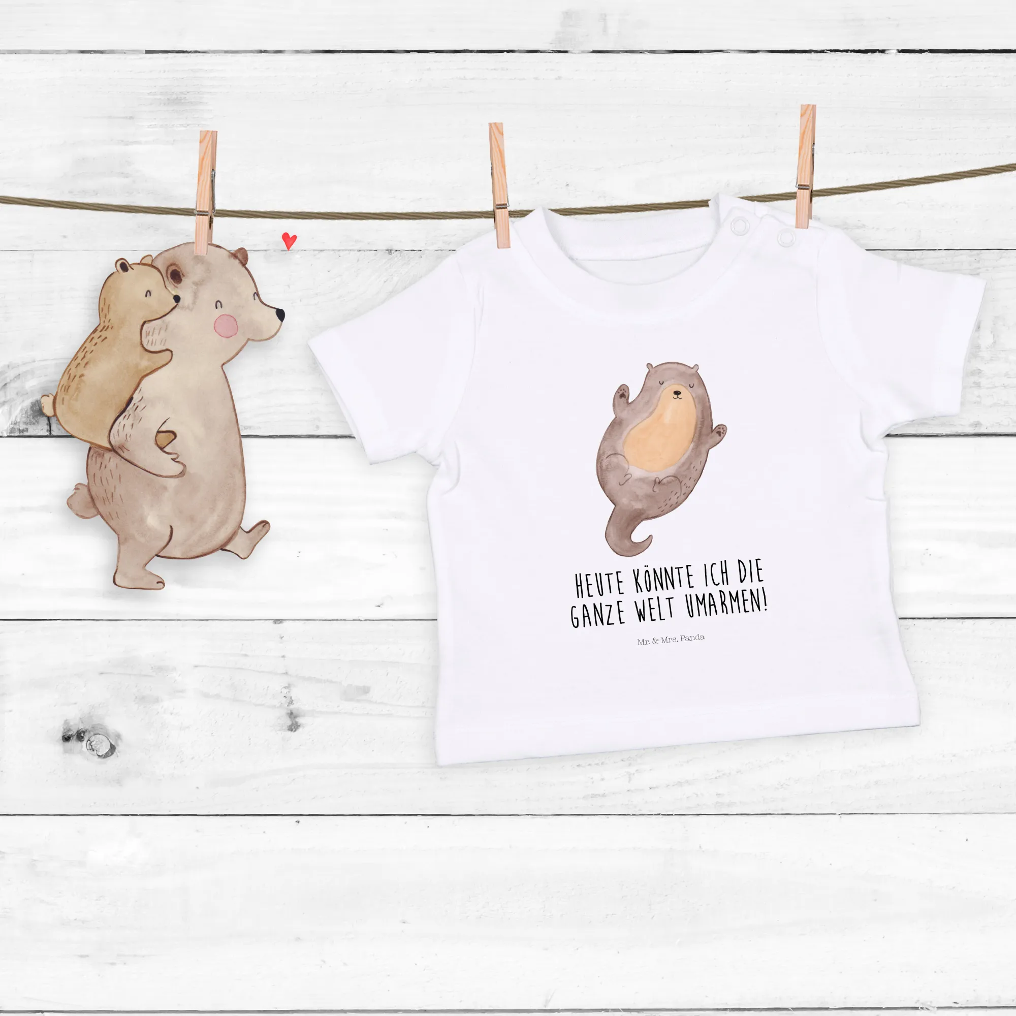 Organic Baby Shirt Otter Umarmen