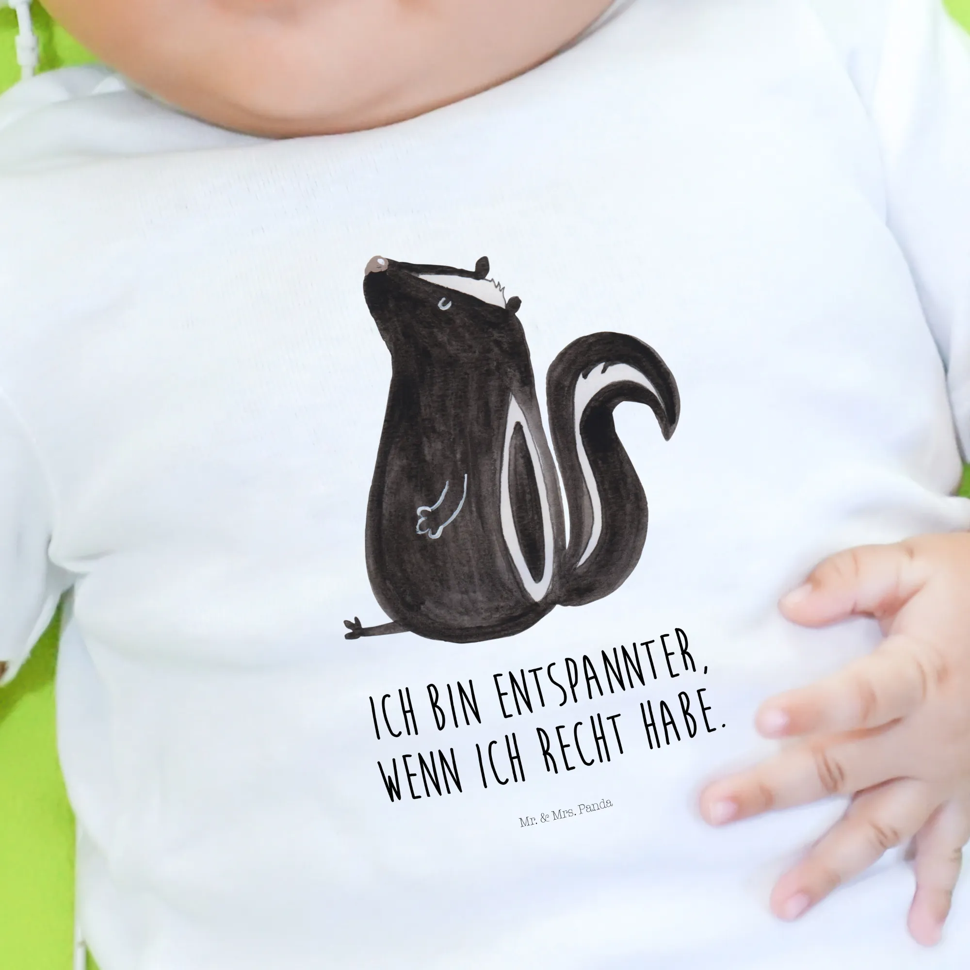 Organic Baby Shirt Stinktier Sitzen