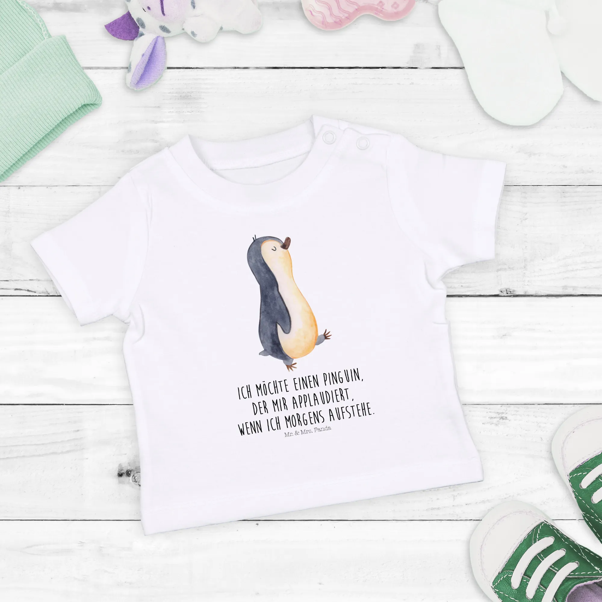 Organic Baby Shirt Pinguin marschieren