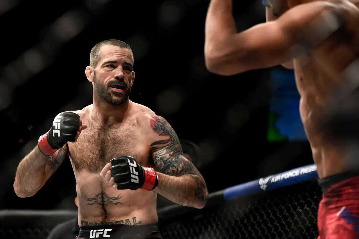 Мэтт Браун раскритиковал UFC за ввод временного чемпионства после отказа Махачева драться