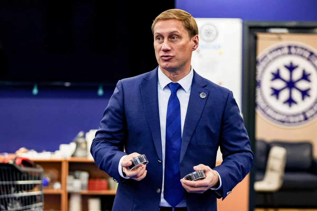 Люзенков прокомментировал победу «Сибири» над «Металлургом»