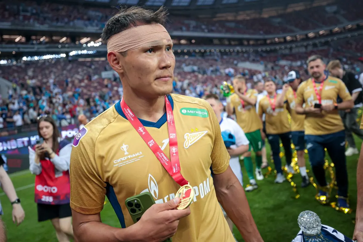 Защитник «Зенита» Нуралы Алип может перейти в «Галатасарай» — источник