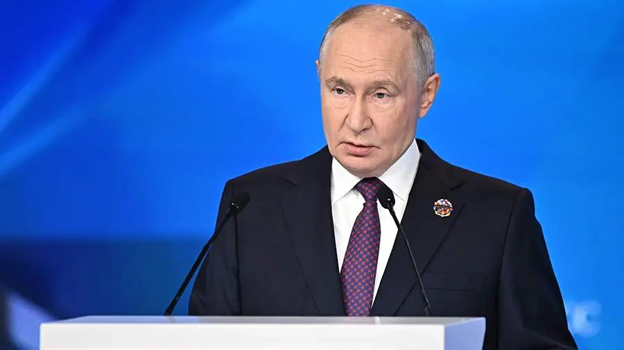 Путин назвал становление многополярного мира необратимой тенденцией