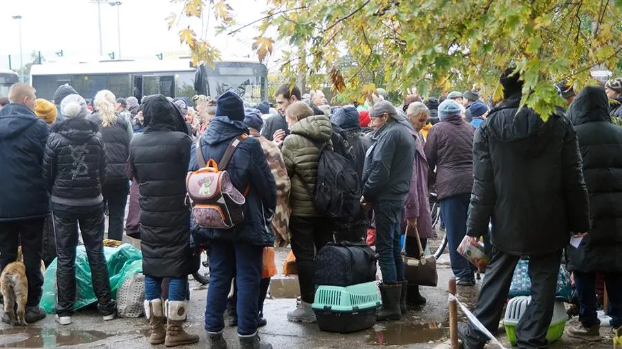 Изъявившие желание уехать на Украину жители Алешек вылетели в Белоруссию