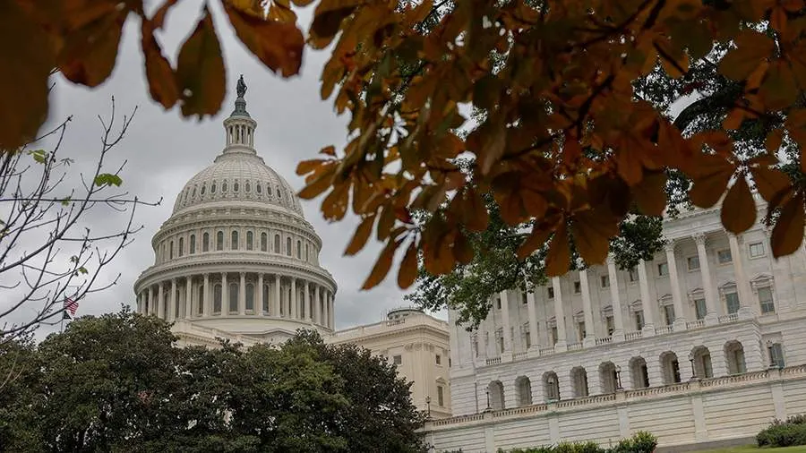 Политолог указал на поиск США выхода из иранского кризиса с помощью РФ и КНР