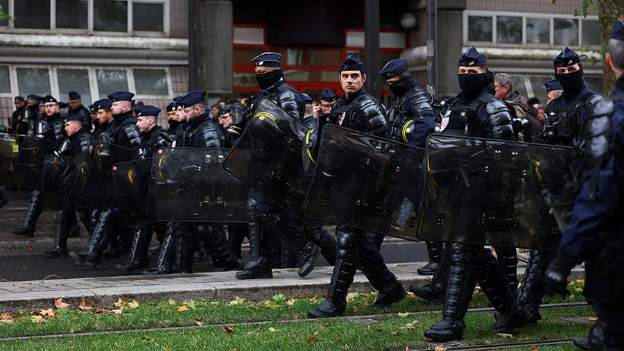 Минимум 135 человек задержали в первой половине дня в ходе протестов во Франции